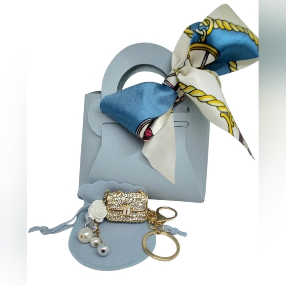 Bling Purse Keychain Charm With Coordinating  Velvet Pouch & Gift Purse~Lgt Blue - Picture 1 of 7